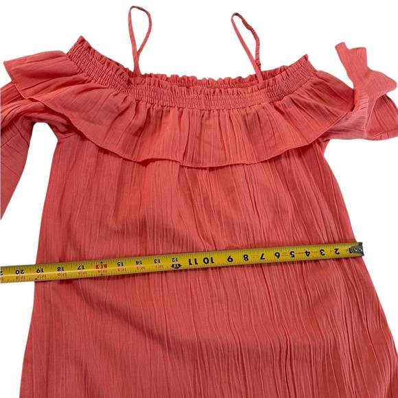 Gabby Skye Off Shoulder Dress Size M - Picture 14 of 17